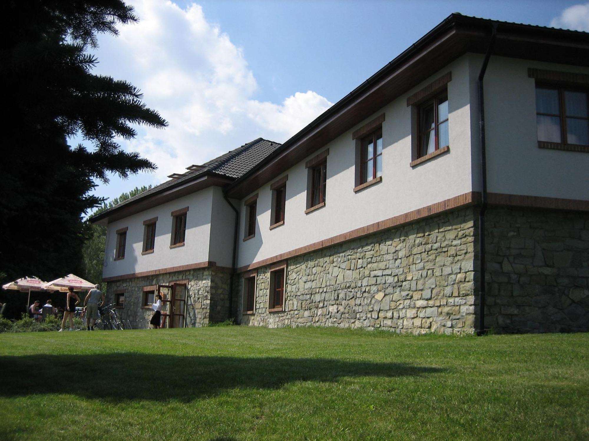 Hotel Terasa Frydek-Mistek Exterior photo